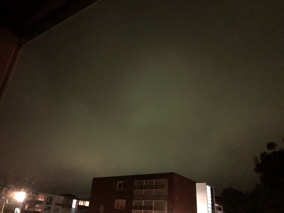 Groen helder licht veranderd van vorm foto