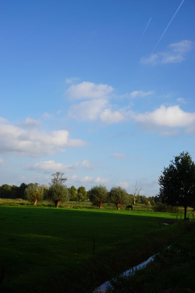 Meerdere objecten in de lucht foto