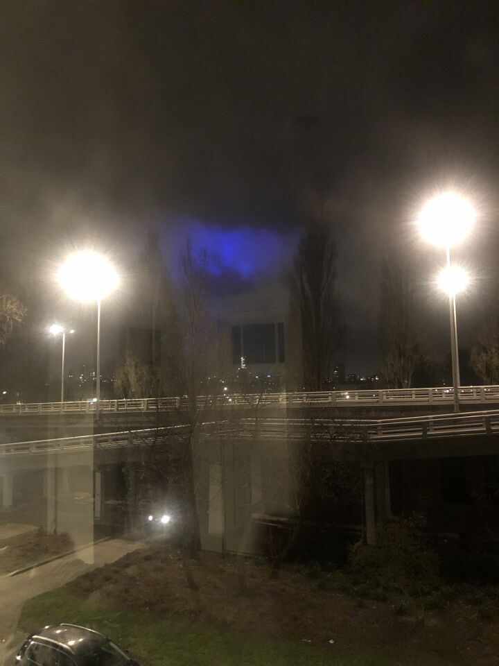 Fel blauw licht foto