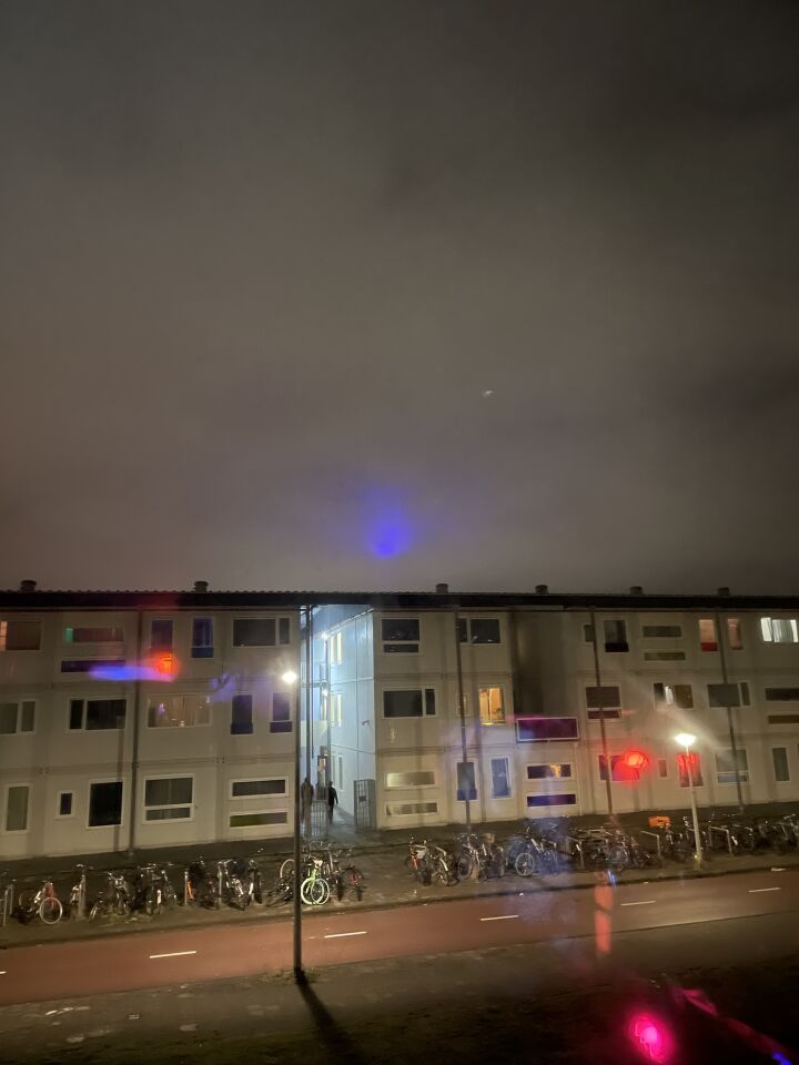 Blauwe lichtbol foto